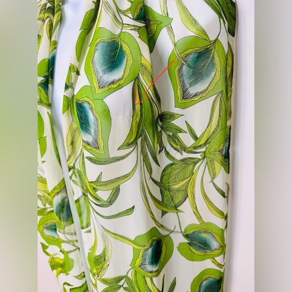 Calvin Klein Green & Blue Floral Print Rectangular Scarf - Picture 8 of 9